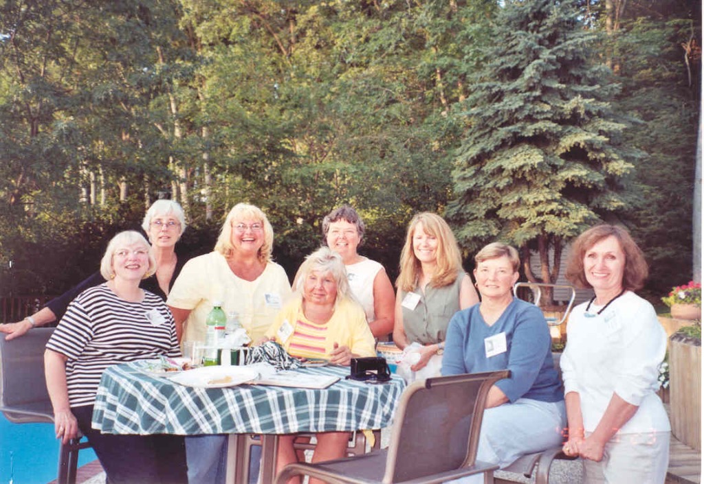 Marilyn, Mindy, Linda, Marcia, Marti, Carolyn, Shelley and Carol